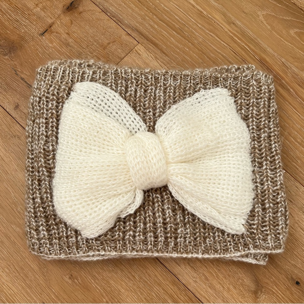 Betsy Johnson Big Bow Infinity Scarf